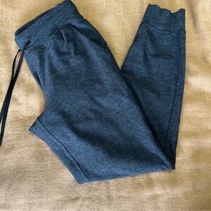 Lululemon Ready to Rulu joggers size 8